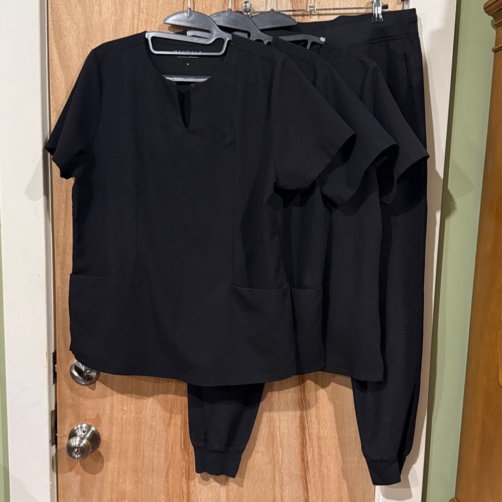 Women’s Mandala Scrubs - 3 tops & 1 bottom Lot - Medium
